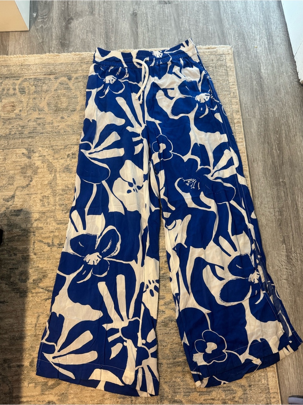 Blue & White Floral Wide-Leg Pants
